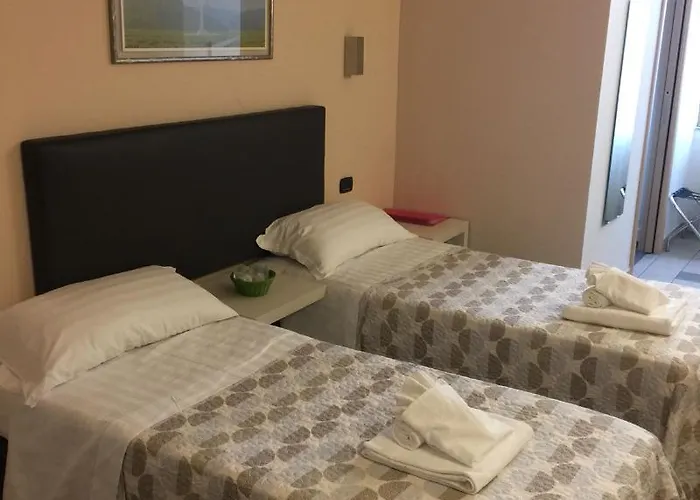 For 2* Rome